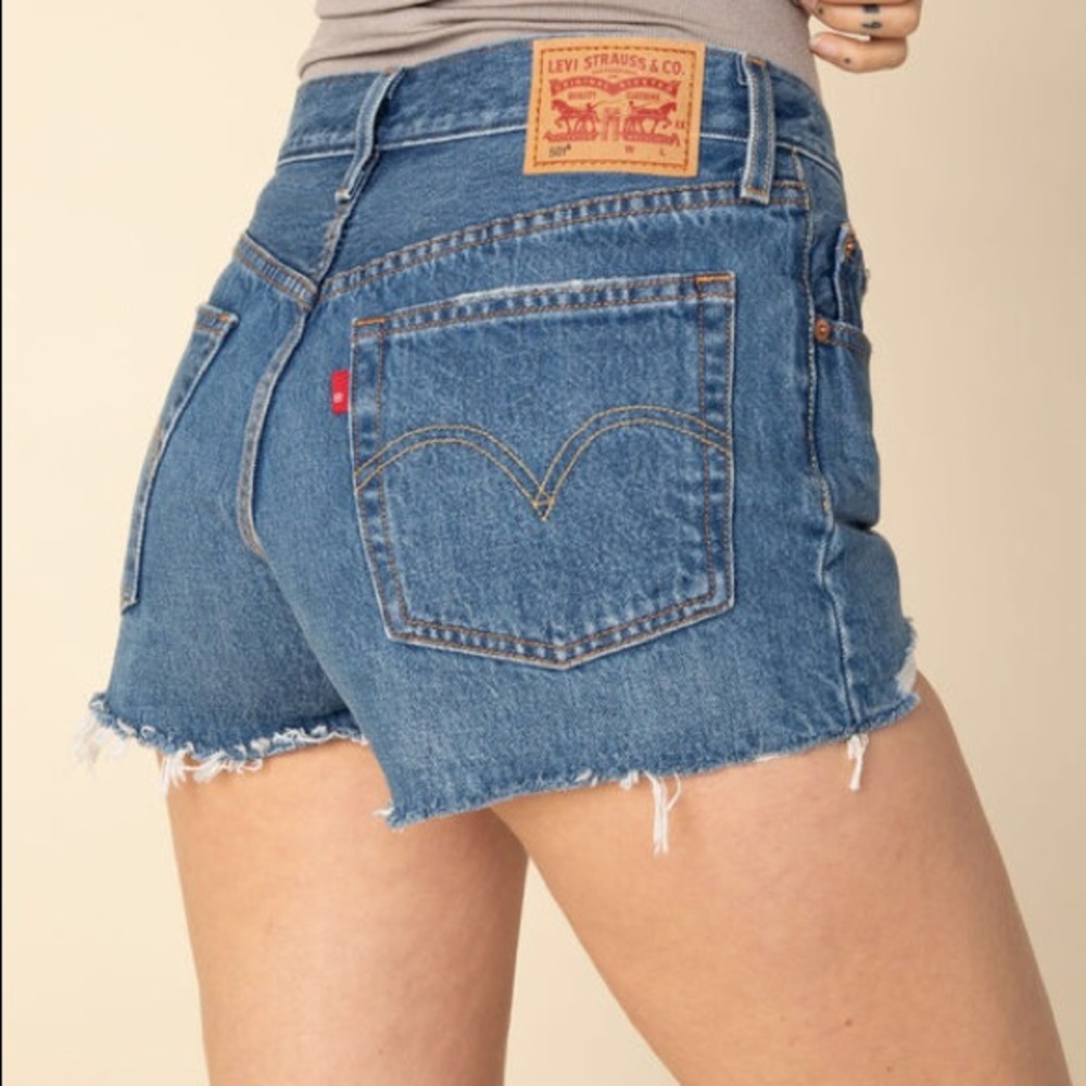 Levi Jean Shorts